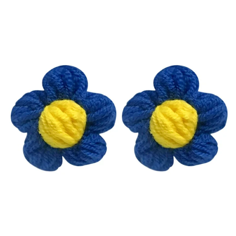 JUHU New cute little flowers winter blue and yellow hit color fur ball hand-woven wool earrings for girl gift
JUHU New cute little flowers winter blue and yellow hit color fur ball hand-woven wool earrings for girl gift