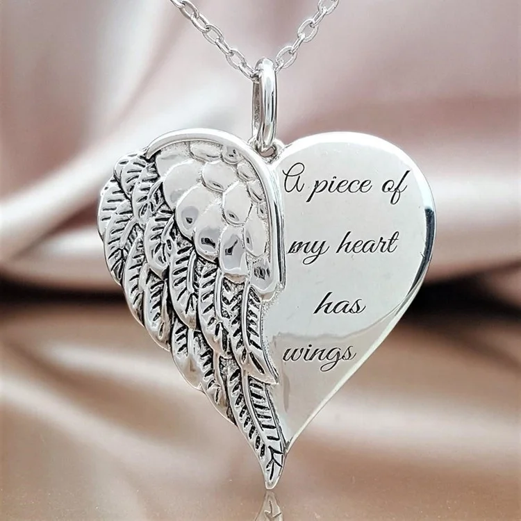 New Love Heart Wings Pattern Pendant Necklace Elegant Whisper Angel Necklace Women Family Lover Jewelry Accessories 
New Love Heart Wings Pattern Pendant Necklace Elegant Whisper Angel Necklace Women Family Lover Jewelry Accessories