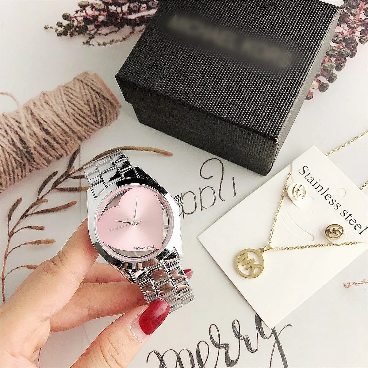 fashion watches men wrist brand Professional China manufacturer for wholesales Quartz Wrist watches for girls gift, Black
fashion watches men wrist brand Professional China manufacturer for wholesales Quartz Wrist watches for girls gift, Black