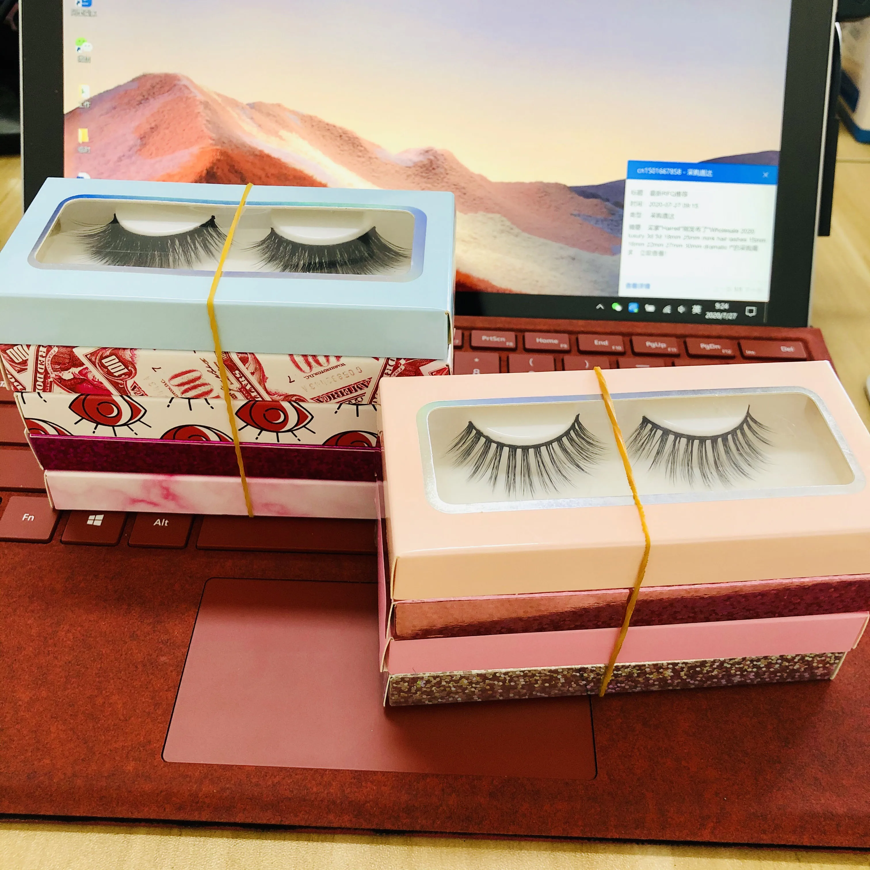 wholesale glossy strip 25mm 3d mink lashes vendor private label mink eyelashes packaging boxes
wholesale glossy strip 25mm 3d mink lashes vendor private label mink eyelashes packaging boxes