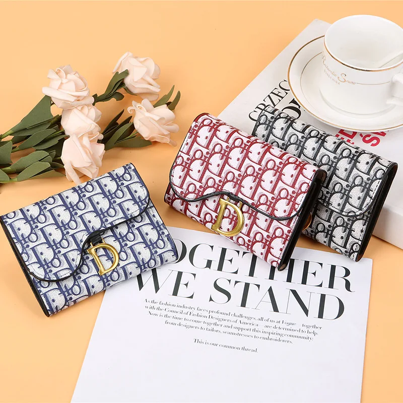 New 2022 trending products D-shaped short wallet ladies clutch bag multi-card coin purse
New 2022 trending products D-shaped short wallet ladies clutch bag multi-card coin purse