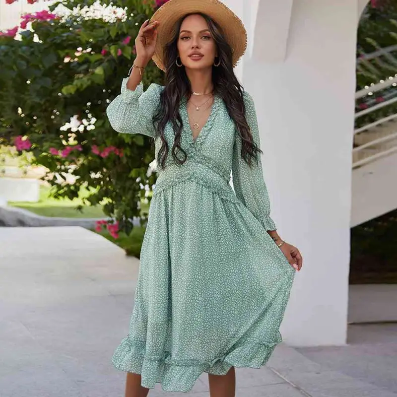 2021 New Arrival Women summer v-neck Floral Print casual dresses women ladies dresses
2021 New Arrival Women summer v-neck Floral Print casual dresses women ladies dresses