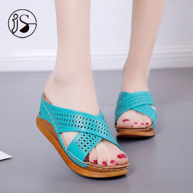 Wholesale fashion women sandals custom ladies slippers and sandals colorful dazzling slippers for women, Picture
Wholesale fashion women sandals custom ladies slippers and sandals colorful dazzling slippers for women, Picture
