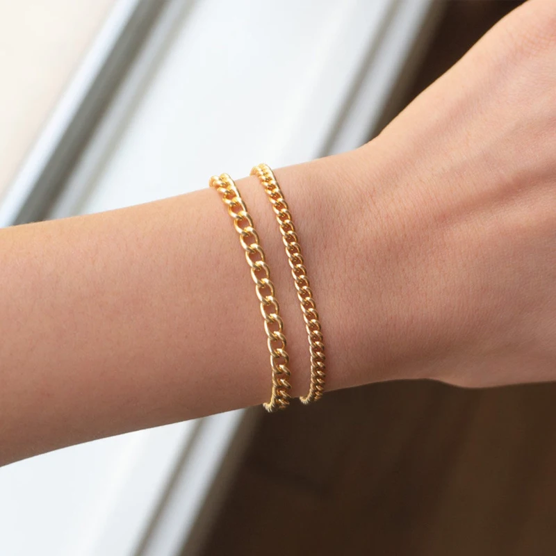 Stainless Steel Gold Plated Chunky Curb Link Chain Bracelet Stacking Bracelet for Women
Stainless Steel Gold Plated Chunky Curb Link Chain Bracelet Stacking Bracelet for Women