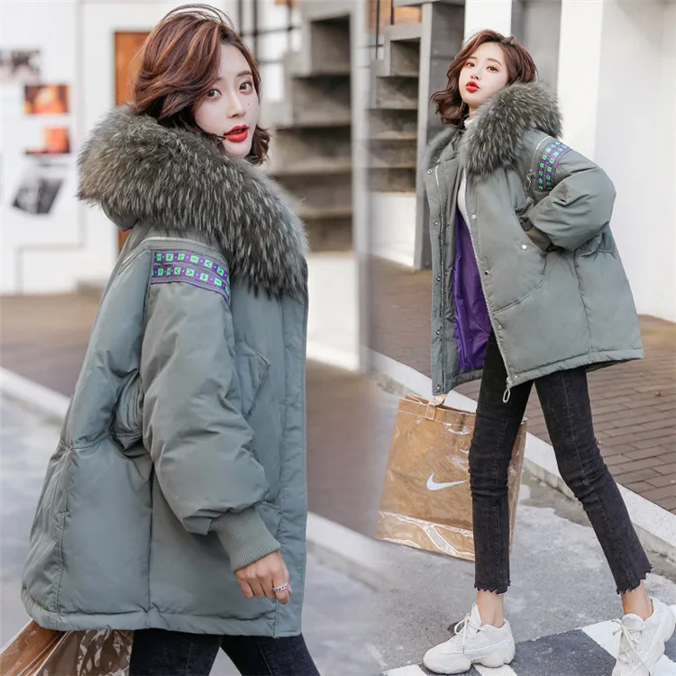 YQ214 free shipping winter women Genuine Raccoon Fur Collar Garment Real Fox Fur Scarf Winter Warm Neck white duck down coat
YQ214 free shipping winter women Genuine Raccoon Fur Collar Garment Real Fox Fur Scarf Winter Warm Neck white duck down coat