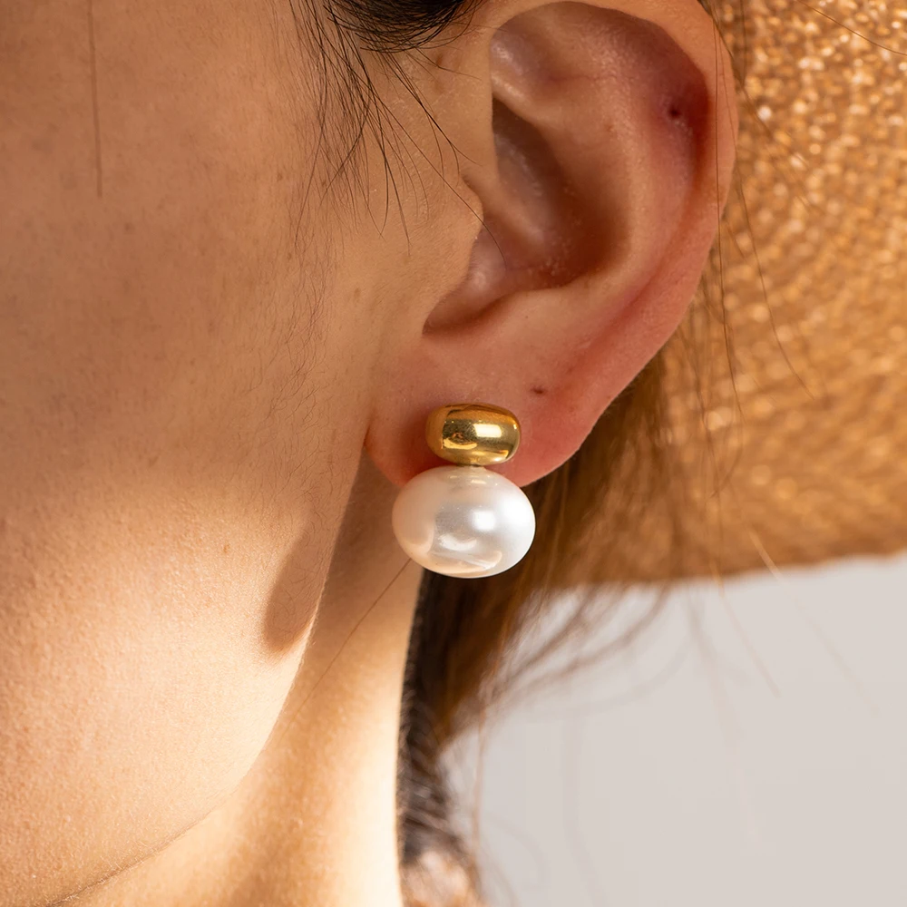 Trendy 18K Real Gold Plated Texture Ball Earring Stainless Steel Classic Pearl Stub Earring for Women
Trendy 18K Real Gold Plated Texture Ball Earring Stainless Steel Classic Pearl Stub Earring for Women