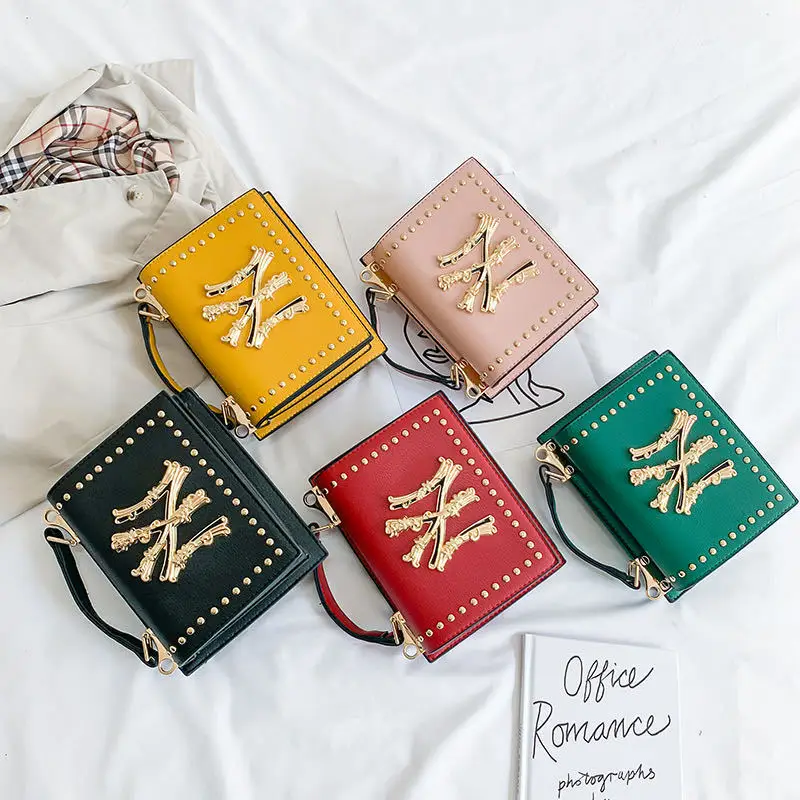 2020 Women Jelly Purse Bolsos Coin Ladies Mini Money Designer Gradient color Clutch Girls Fashion Fall Rhinestone Purse Handbags, Customizable
2020 Women Jelly Purse Bolsos Coin Ladies Mini Money Designer Gradient color Clutch Girls Fashion Fall Rhinestone Purse Handbags, Customizable