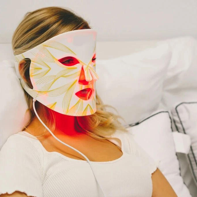 2021Factory whole Red blue yellow Mask Skin Rejunvenation Phototherapy Color infrared LED Facial Light Therapy Devices Skin Care
2021Factory whole Red blue yellow Mask Skin Rejunvenation Phototherapy Color infrared LED Facial Light Therapy Devices Skin Care