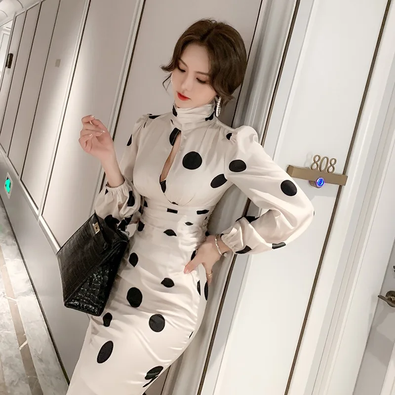 ZYHT 4170 Spring 2022 Women Clothing Hollow Out Blouse Bodycon Maxi Skirt Polka Dot Skirt Two Piece Set
ZYHT 4170 Spring 2022 Women Clothing Hollow Out Blouse Bodycon Maxi Skirt Polka Dot Skirt Two Piece Set