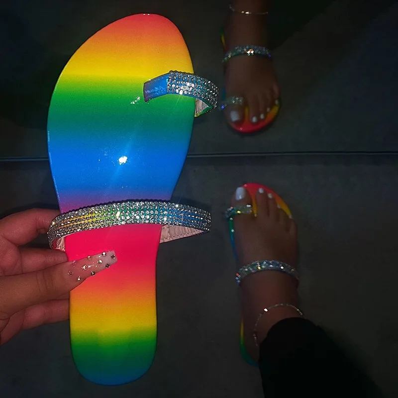 Rainbow Diamond Flat Diamond Design Women Pineapple Women Slippers, Customized color
Rainbow Diamond Flat Diamond Design Women Pineapple Women Slippers, Customized color