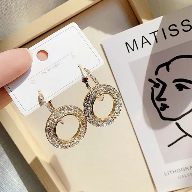 ADELANTE Fashion Jewelry Shining geometric Earrings Women Silver white, Silver gold
ADELANTE Fashion Jewelry Shining geometric Earrings Women Silver white, Silver gold