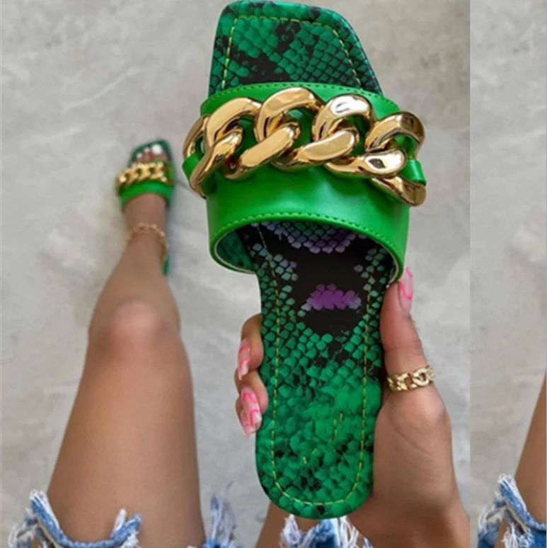 Summer new style large size sandals and slippers chain leopard print flat beach woman shoes, Blue,purple,brown,black
Summer new style large size sandals and slippers chain leopard print flat beach woman shoes, Blue,purple,brown,black