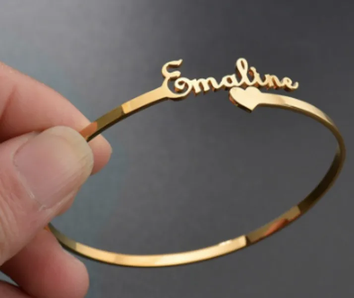 2021 New Style Wholesale Fashion Laser Engraving Letters Name Stainless Steel Bracelet For Women BD001
2021 New Style Wholesale Fashion Laser Engraving Letters Name Stainless Steel Bracelet For Women BD001