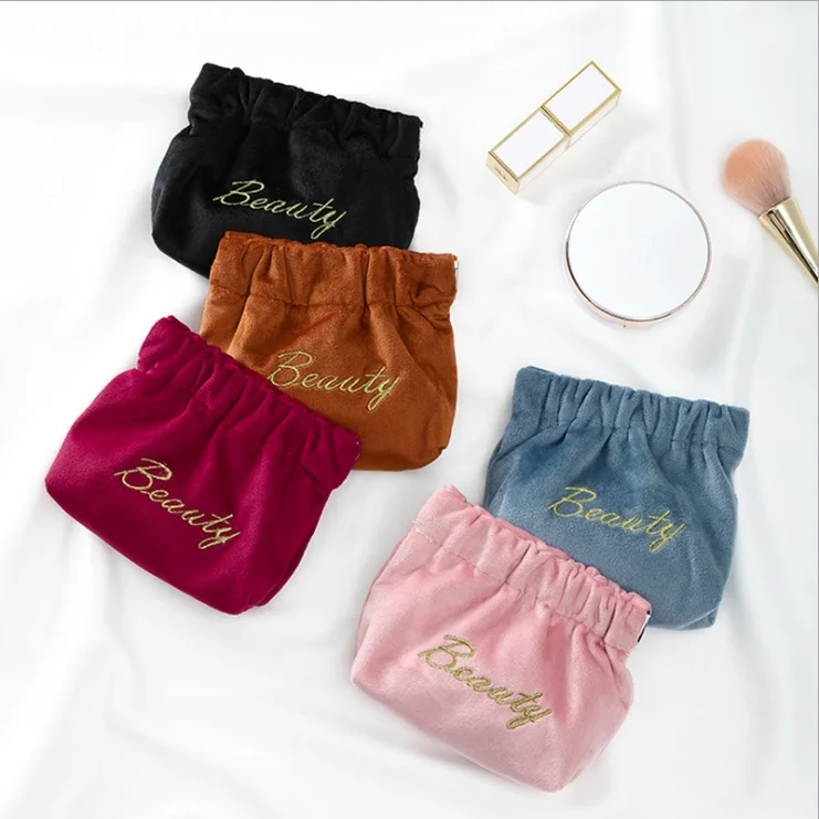 Cosmetic bag female small portable lipstick bag hasp storage bag, Black/brown/wine/peach/blue
Cosmetic bag female small portable lipstick bag hasp storage bag, Black/brown/wine/peach/blue