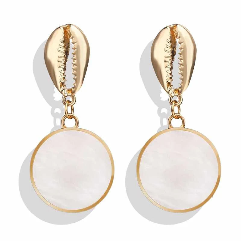 2020 Korean Gold Plated Shell Stud Earrings Heart Round Shape Acrylic Dangle Earring 2020 Wholesale
2020 Korean Gold Plated Shell Stud Earrings Heart Round Shape Acrylic Dangle Earring 2020 Wholesale