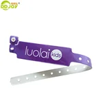 New Brand And Design Custom OEM Plastic Fluorescent Wristband