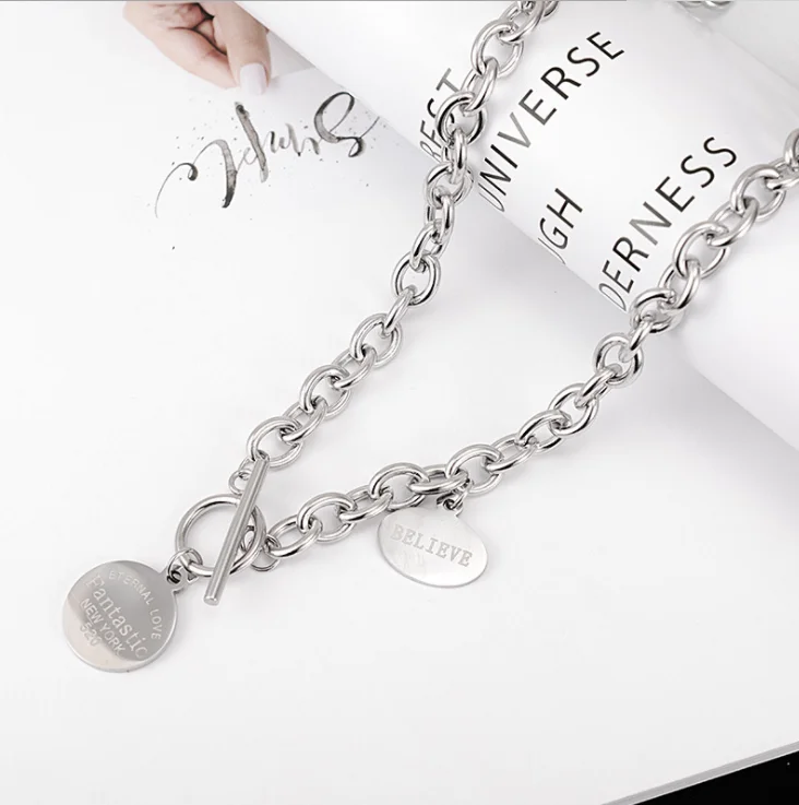 New fashionable individual silver portrait coin letter pendant necklace stainless steel Figaro chain necklace jewelry
New fashionable individual silver portrait coin letter pendant necklace stainless steel Figaro chain necklace jewelry