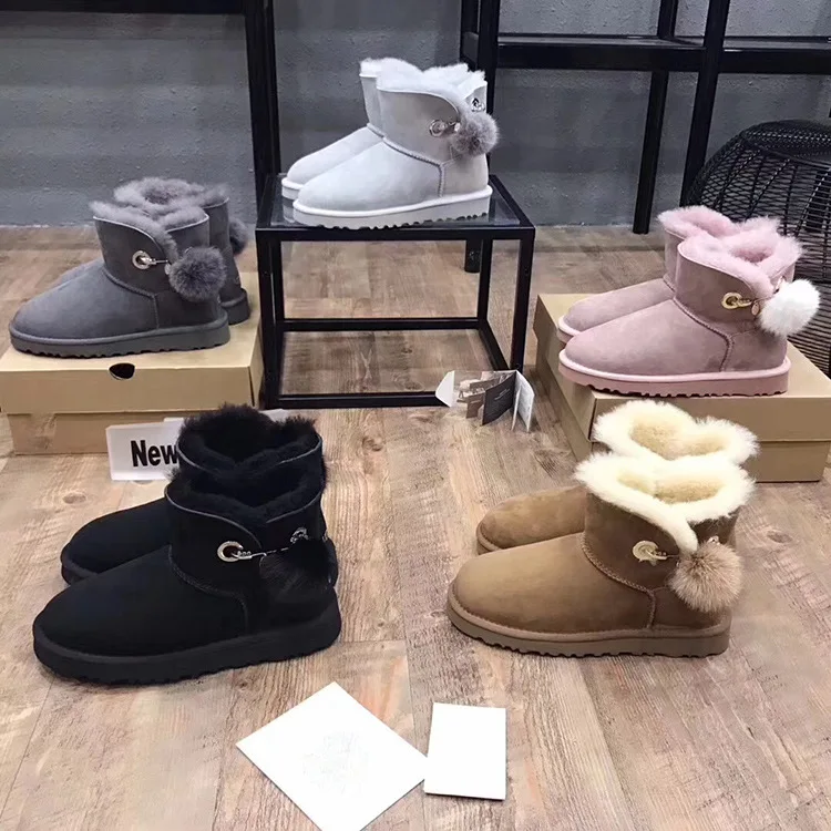 New Arrival Cute Hair Ball Decoration Double-face Sheepskin Ankle Snow Winter Boots for Women
New Arrival Cute Hair Ball Decoration Double-face Sheepskin Ankle Snow Winter Boots for Women