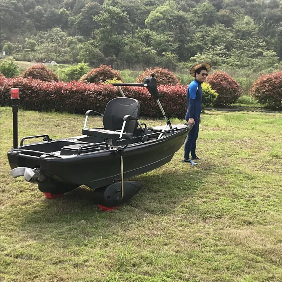 Motor boat with pump jet with handle with chair with operate system with motor operate system wfrom china factory
Motor boat with pump jet with handle with chair with operate system with motor operate system wfrom china factory