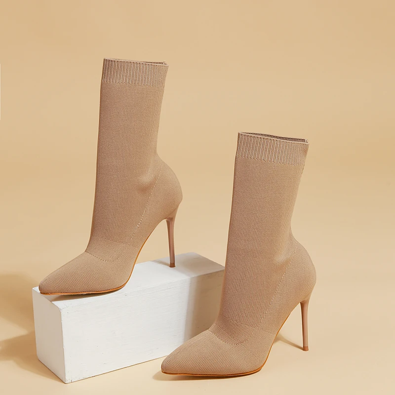 2022 cross border direct supply super elastic solid color fashion elastic boots thin legged pointed thin heel boots
2022 cross border direct supply super elastic solid color fashion elastic boots thin legged pointed thin heel boots