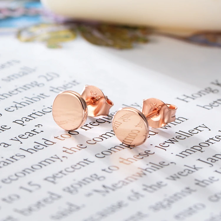 Custom jewelry minimalist style rose gold color round initial disc stud earrings simple earrings stud for women ladies
Custom jewelry minimalist style rose gold color round initial disc stud earrings simple earrings stud for women ladies