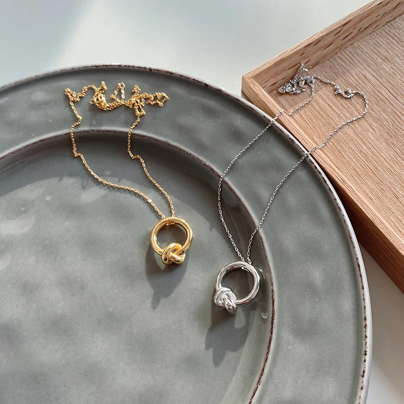 18K Gold Plated Hollow Knotted Circle Necklaces Twisted Irregular Necklaces for Women Minimalist 925 Sterling Silver Necklaces, Gold/silver
18K Gold Plated Hollow Knotted Circle Necklaces Twisted Irregular Necklaces for Women Minimalist 925 Sterling Silver Necklaces, Gold/silver