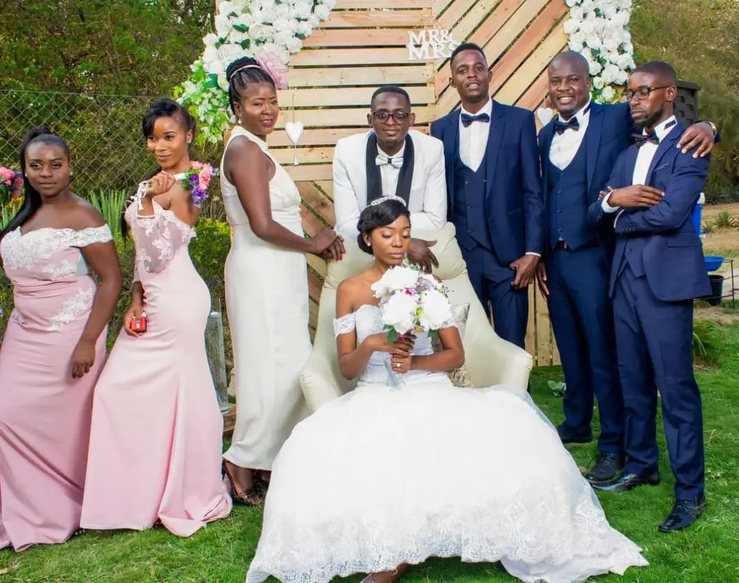2021 Crystal African Mermaid Wedding Dresses Plus Size Lace Bridal Gowns Elegant Wedding Dress
2021 Crystal African Mermaid Wedding Dresses Plus Size Lace Bridal Gowns Elegant Wedding Dress