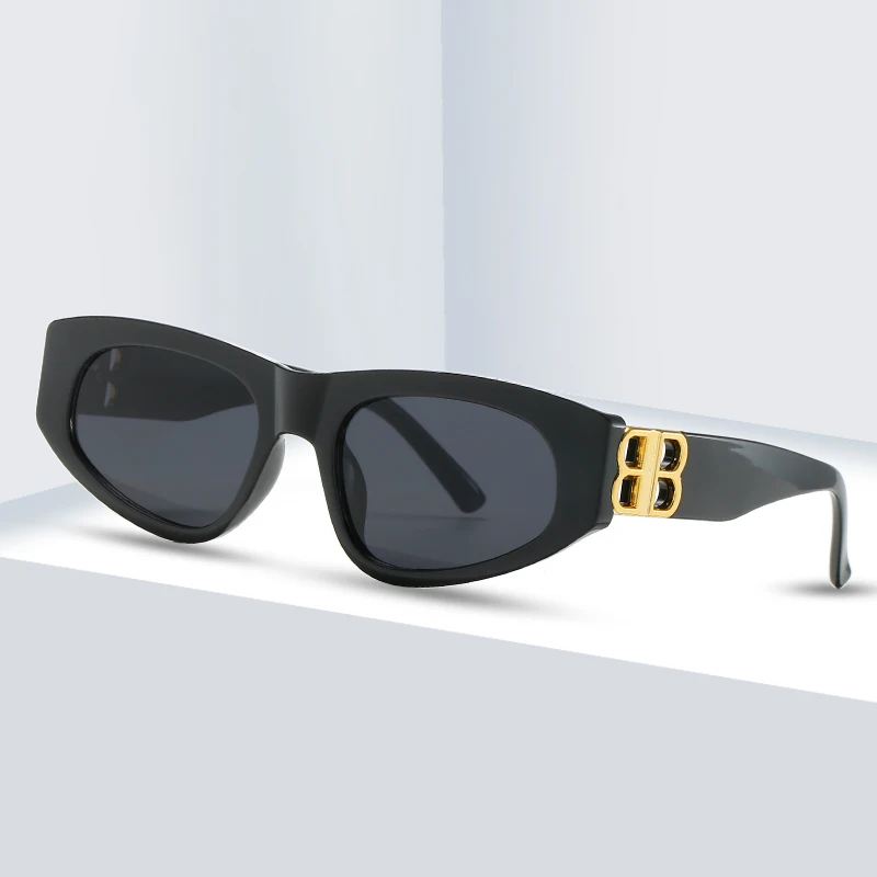 Luxury Brand Designer Fashion Small Square Frame Sunglasses Women Retro Sunglasses Ladies Personality B Letter Glasses
Luxury Brand Designer Fashion Small Square Frame Sunglasses Women Retro Sunglasses Ladies Personality B Letter Glasses