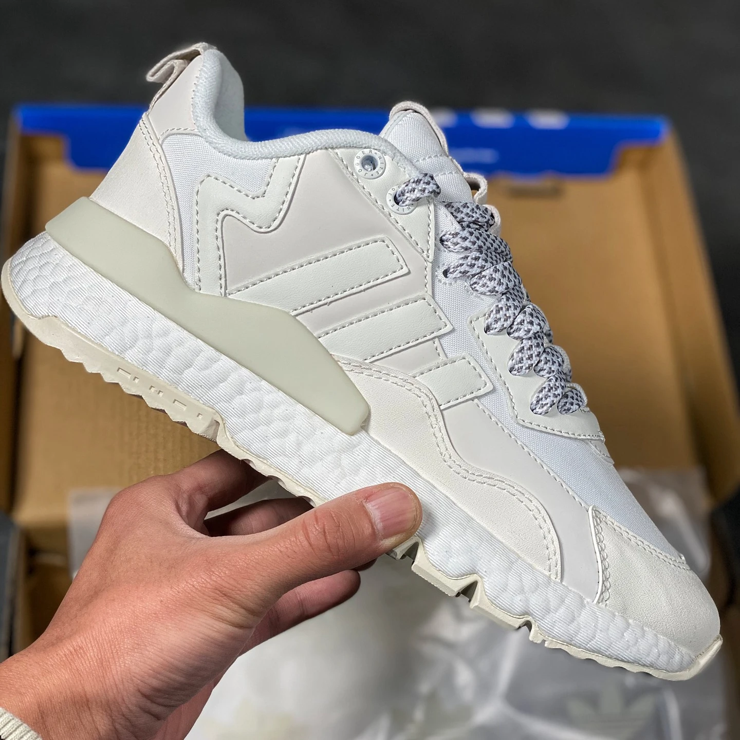 Fashion Big brand casual shoes men women Flat Breathable Running sports Walking Shoes
Fashion Big brand casual shoes men women Flat Breathable Running sports Walking Shoes