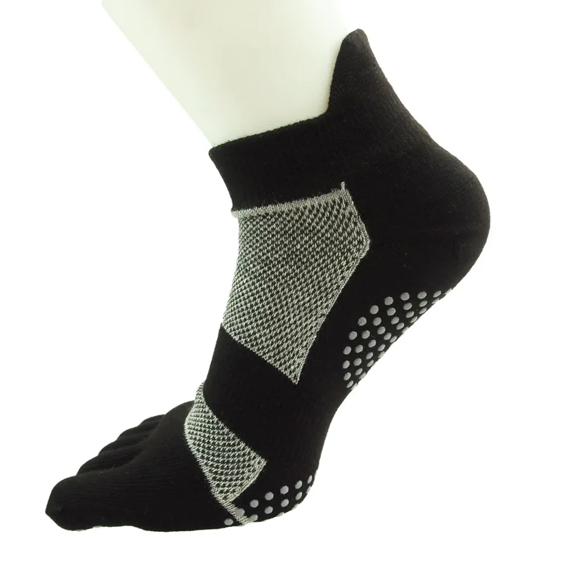 Custom sports socks black and white cotton socks man non slip trampoline yoga 5 toe socks, Black/white
Custom sports socks black and white cotton socks man non slip trampoline yoga 5 toe socks, Black/white