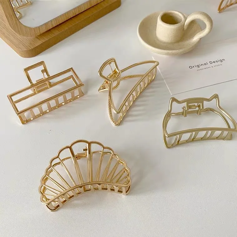 new fashion metal hair claw clips big size claw hair clips women hair accessories claw clip wholesale
new fashion metal hair claw clips big size claw hair clips women hair accessories claw clip wholesale