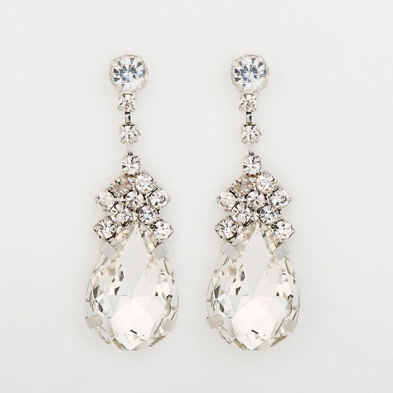 Wholesale teardrop Crystal earrings Clear rhinestones stud earrings jewelry for bride ZWE038
Wholesale teardrop Crystal earrings Clear rhinestones stud earrings jewelry for bride ZWE038