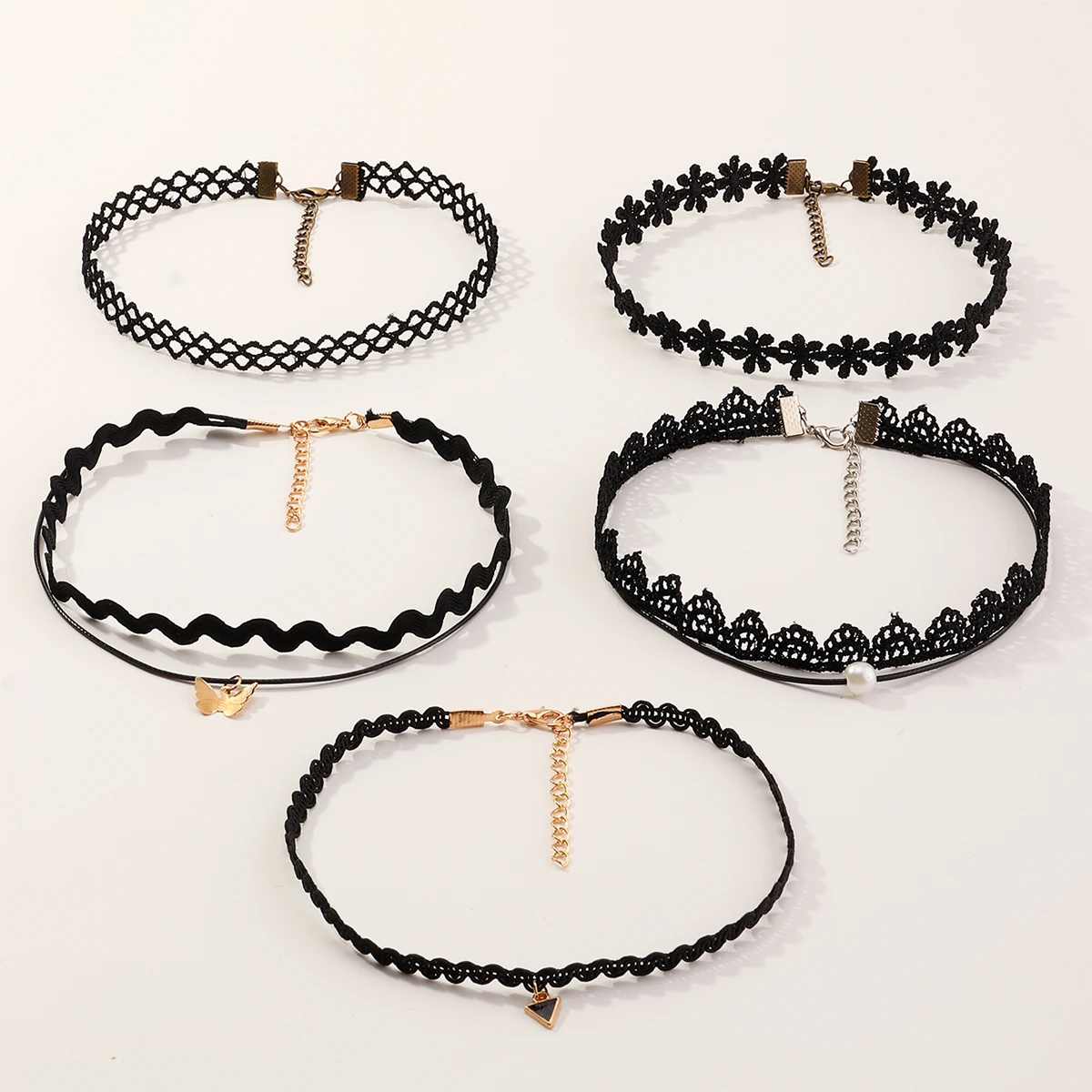 Black Lace Velvet Strip Woman Collar Party Jewelry Neck Accessories Chokers Handcrafted Chain Necklace
Black Lace Velvet Strip Woman Collar Party Jewelry Neck Accessories Chokers Handcrafted Chain Necklace