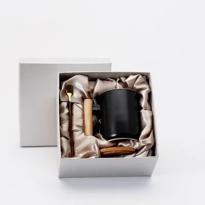 Wholesale Gift Set Wooden Handle Tea Coffee Cups, Custom Ceramic Coffee mug ceramic mug with lid and spoon, Gray, white, green, black, white...
Wholesale Gift Set Wooden Handle Tea Coffee Cups, Custom Ceramic Coffee mug ceramic mug with lid and spoon, Gray, white, green, black, white...