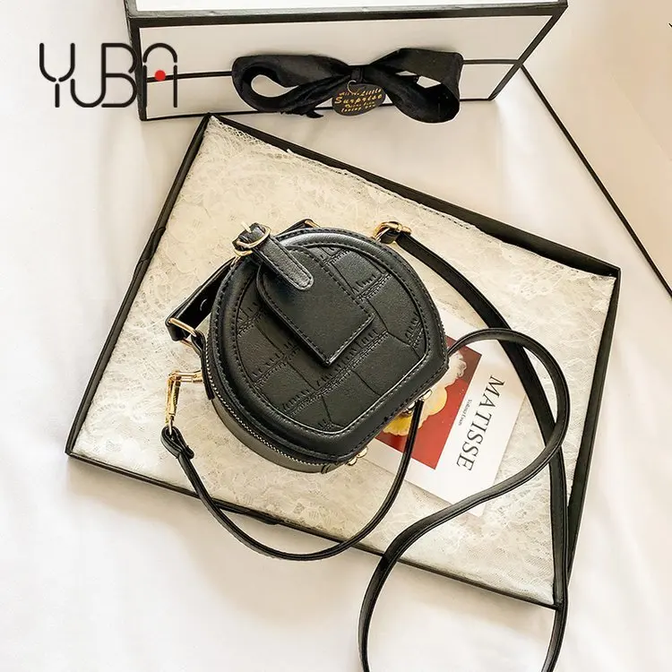 2021 new color stone pattern retro small round bag women fashion shoulder bag crossbody bagDesigner
2021 new color stone pattern retro small round bag women fashion shoulder bag crossbody bagDesigner