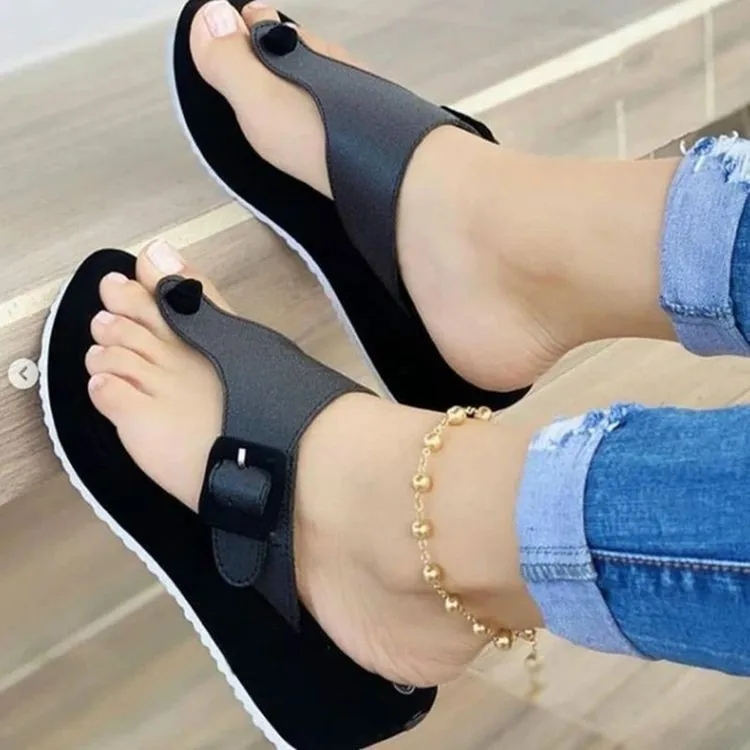 2021 New Sandals Plus Size Thick Bottom Flip Flop Lady Summer Beach Shoes Wholesale Femme Outdoor Leisure Slippers with Buckle
2021 New Sandals Plus Size Thick Bottom Flip Flop Lady Summer Beach Shoes Wholesale Femme Outdoor Leisure Slippers with Buckle