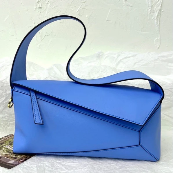 Women hand bags new underarm bag Hot Selling Famous Brand Handbagsmacbook Designer Luxury Bag With Low Price
Women hand bags new underarm bag Hot Selling Famous Brand Handbagsmacbook Designer Luxury Bag With Low Price