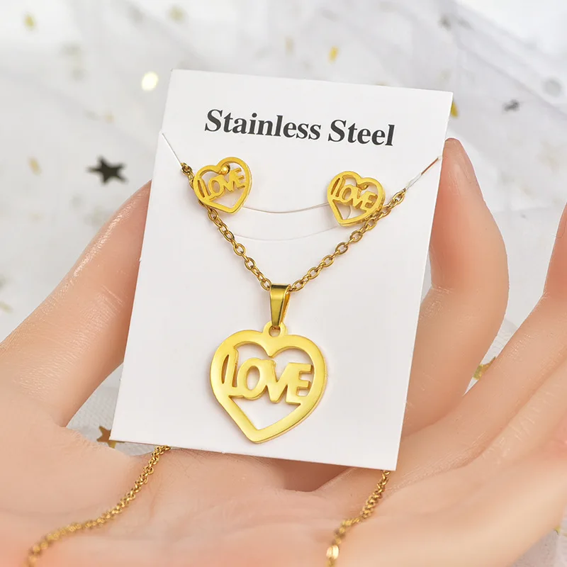 Hot Sale Fashion 18k Gold-plated Stainless Steel Jewelry Set Love Animal Pendant Necklace Stud Earrings Jewelry Set Women
Hot Sale Fashion 18k Gold-plated Stainless Steel Jewelry Set Love Animal Pendant Necklace Stud Earrings Jewelry Set Women