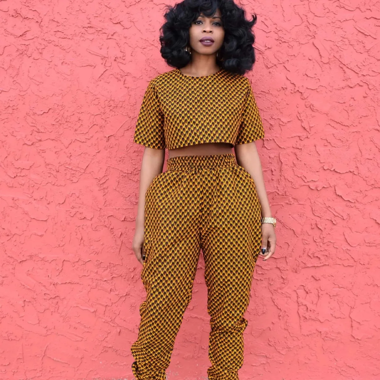 New women's clothing African style printing casual fashion casual short-sleeved shirt and long pants two-piece suit, Black white beige
New women's clothing African style printing casual fashion casual short-sleeved shirt and long pants two-piece suit, Black white beige