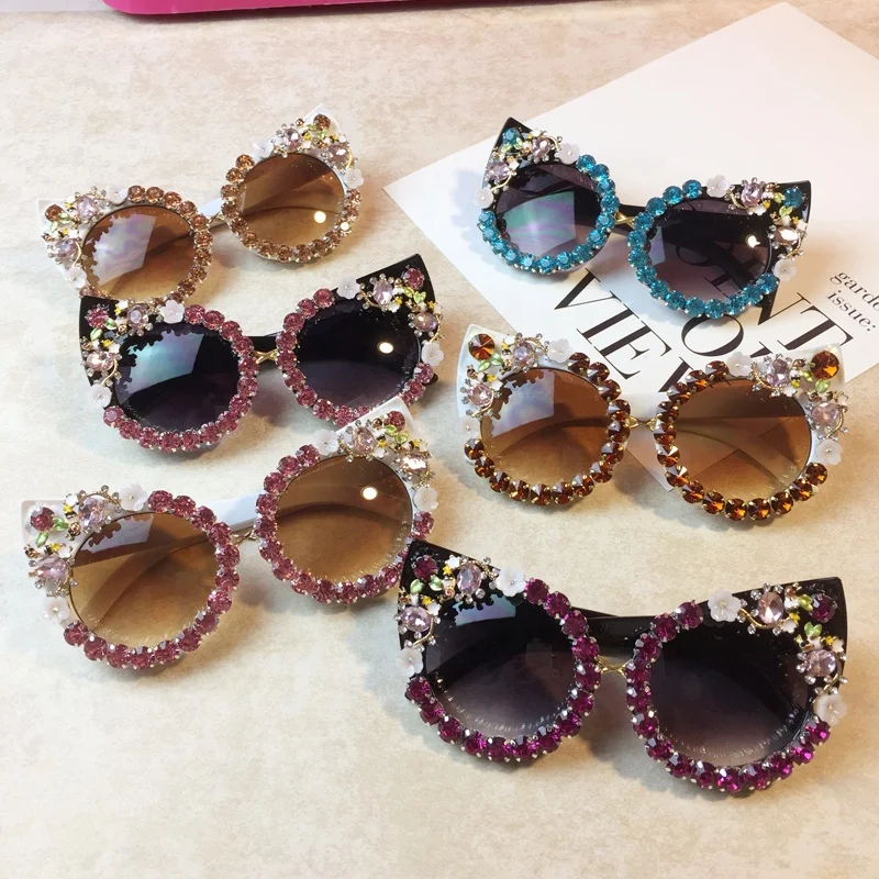 Sunglasses Women Luxury sun glasses fashion Jewelry Decoration big frame Sunglasses Vintage Shades Eyewear Oculos
Sunglasses Women Luxury sun glasses fashion Jewelry Decoration big frame Sunglasses Vintage Shades Eyewear Oculos