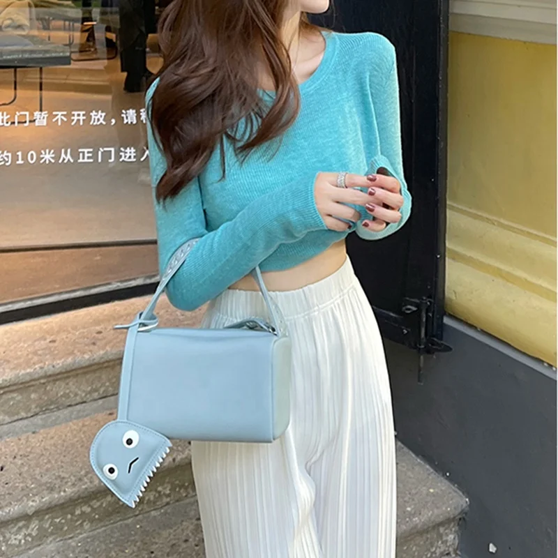 Pu Single shoulder bag versatile small square bag Handbag Large capacity Jelly bag for women, Customized color
Pu Single shoulder bag versatile small square bag Handbag Large capacity Jelly bag for women, Customized color