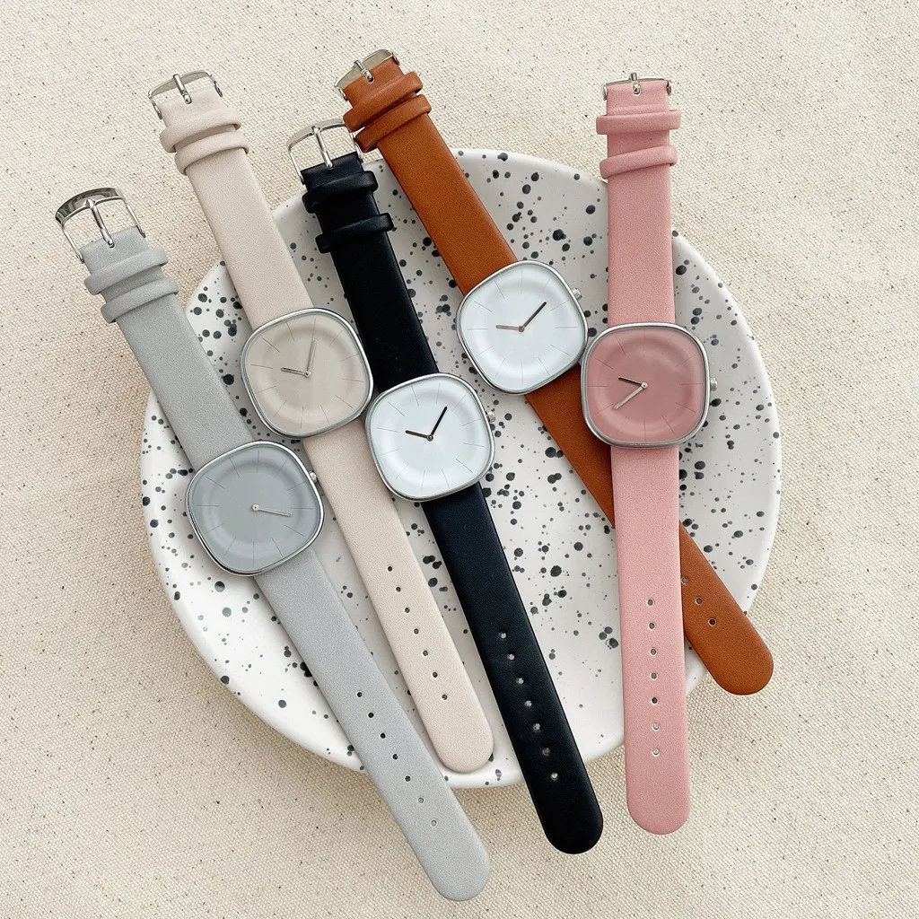 wholesale Hot sell Luxury New girls fashion square dial watch vintage Quartz watch for ladies
wholesale Hot sell Luxury New girls fashion square dial watch vintage Quartz watch for ladies