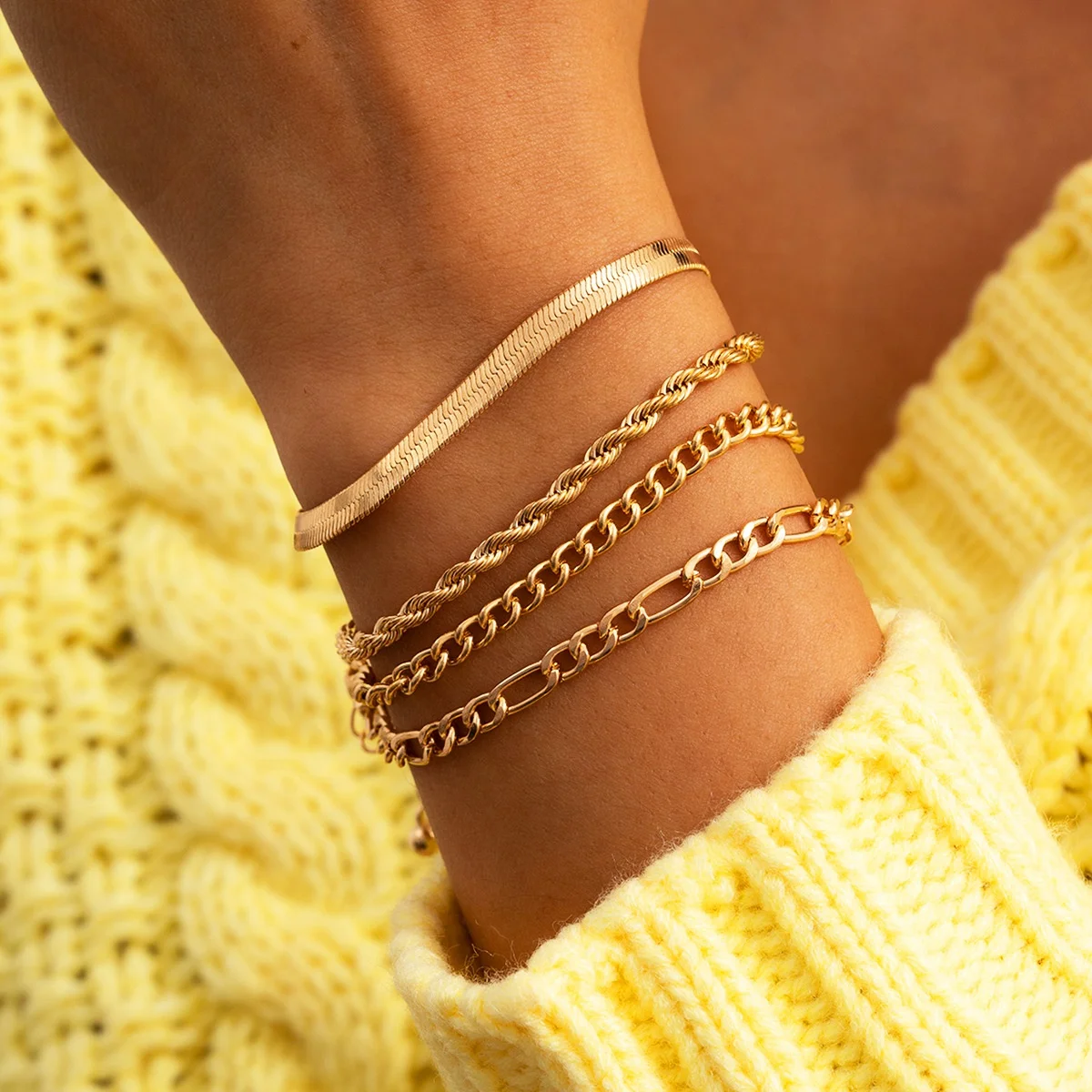 4Pcs/Set High Quality Flat Blade Snake Link Bracelet Bangle Women Armband Punk Multi Layer Twist Bracelets Couple Hand Jewelry, Customized color
4Pcs/Set High Quality Flat Blade Snake Link Bracelet Bangle Women Armband Punk Multi Layer Twist Bracelets Couple Hand Jewelry, Customized color
