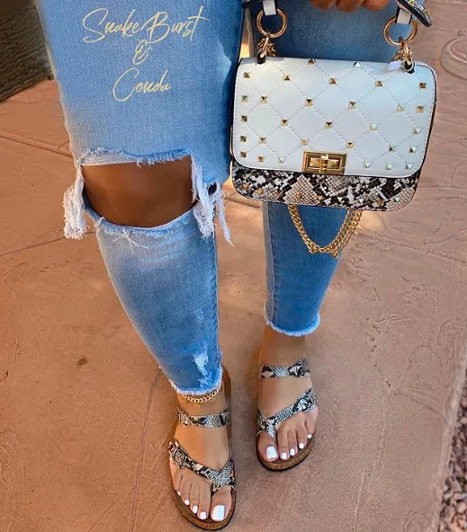 2021 Arrive Female Slippers Lady Sandals Women footwear flip flops zapatillas, Pictured
2021 Arrive Female Slippers Lady Sandals Women footwear flip flops zapatillas, Pictured