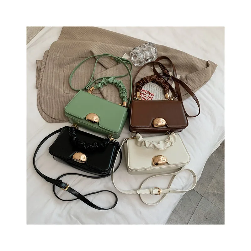 2021 Casual Tthin Shoulder Strap Messenger Bags Metal Lock Flap Sac Designer Pleated Handbags Portable Coin Solid Color Purses
2021 Casual Tthin Shoulder Strap Messenger Bags Metal Lock Flap Sac Designer Pleated Handbags Portable Coin Solid Color Purses