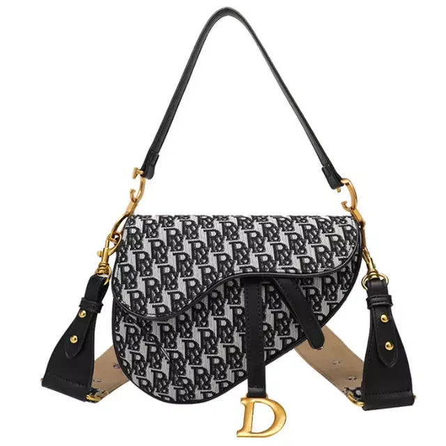 new women crossbody hand bag female saddle handbags Brand Designer Embroidered Canvas Saddle Messenger Bag
new women crossbody hand bag female saddle handbags Brand Designer Embroidered Canvas Saddle Messenger Bag