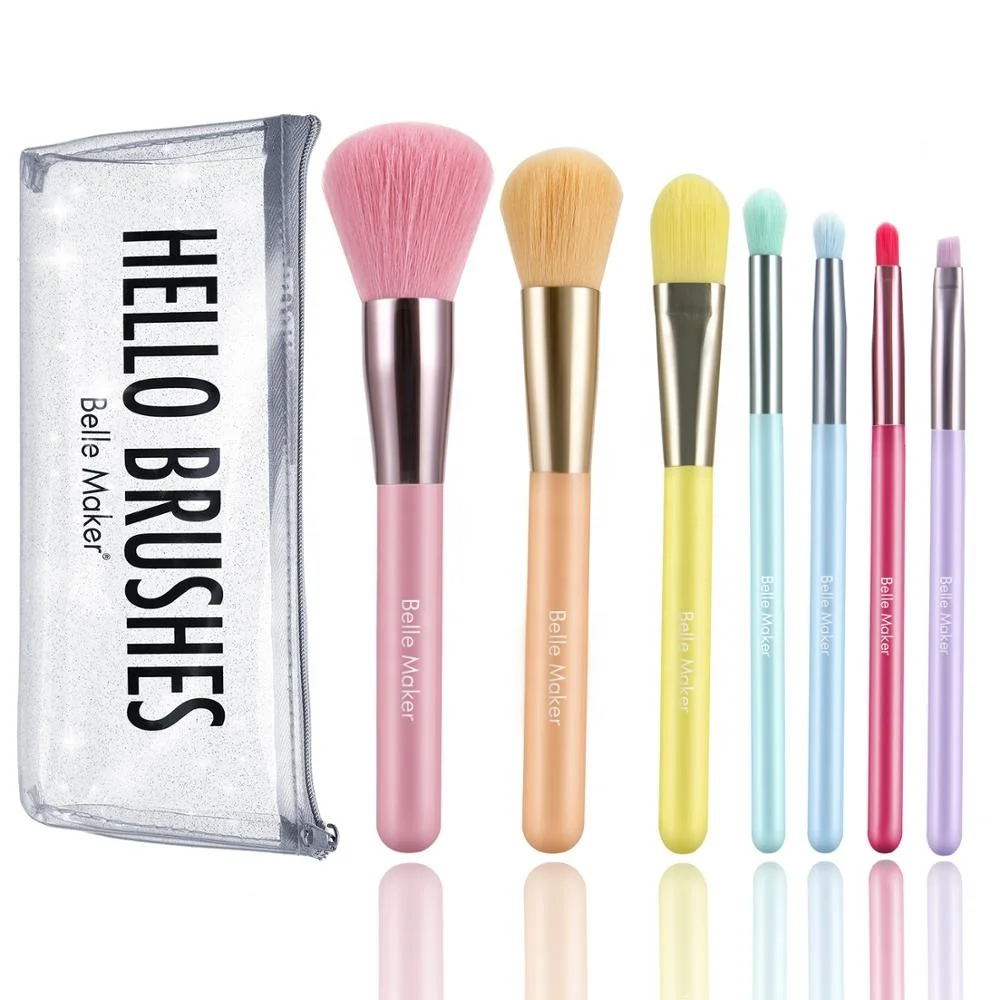 Rainbow Glitter Makeup brush 7pc with a travel zipper bag
Rainbow Glitter Makeup brush 7pc with a travel zipper bag