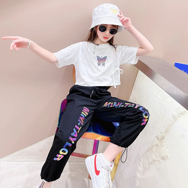 Children's Jazz Dance Costume Summer Girls' Butterfly Short-Sleeved T-shirt Sports Cool Luminous Blouse and Pants Girls, White
Children's Jazz Dance Costume Summer Girls' Butterfly Short-Sleeved T-shirt Sports Cool Luminous Blouse and Pants Girls, White