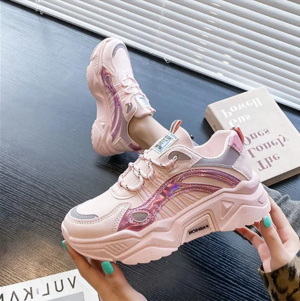 2021 new fashion spring campus high quality Joker safety platform height increasing basketball style women's casual shoes 
2021 new fashion spring campus high quality Joker safety platform height increasing basketball style women's casual shoes