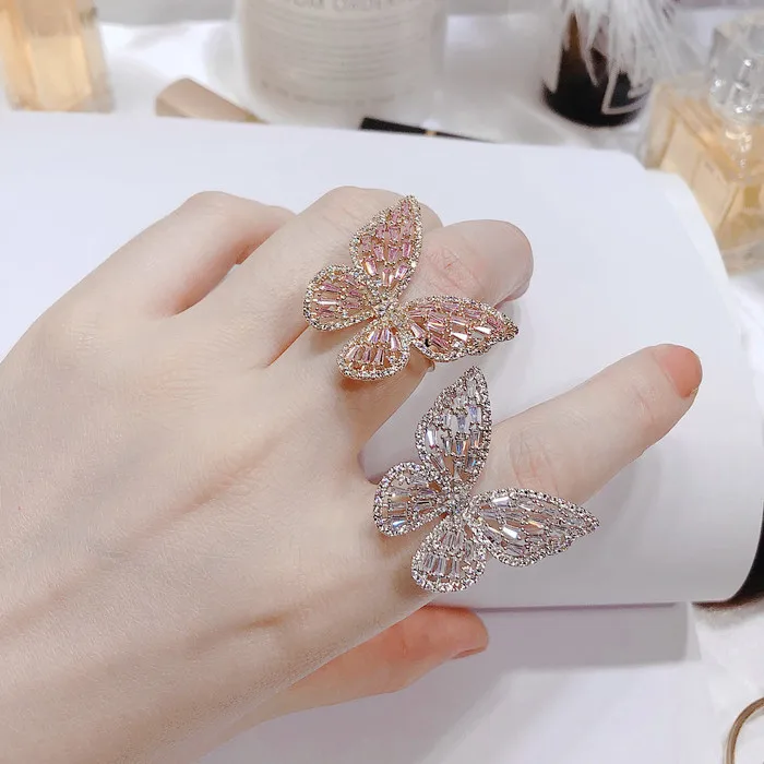 2021 Korean Ins Romantic Zircon Hollow Butterfly Ring Brass Open Index Finger Diamond Engagement Ring Jewelry For Women
2021 Korean Ins Romantic Zircon Hollow Butterfly Ring Brass Open Index Finger Diamond Engagement Ring Jewelry For Women